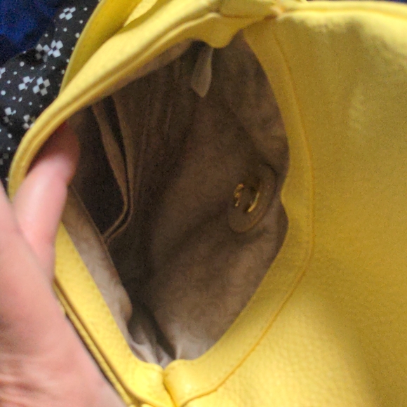 Charming Charlie lemon small purse - Picture 6 of 7